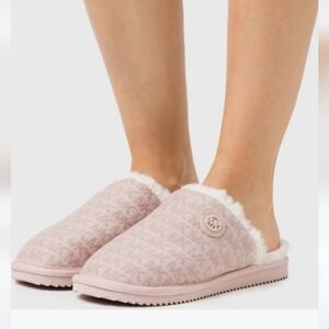 Michael Kors Janis Winter Slippers
